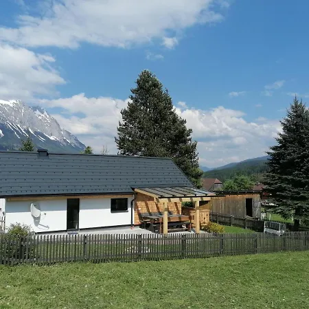 Strausshaus * Грёбминг