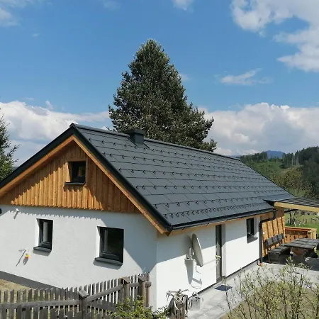 Strausshaus *