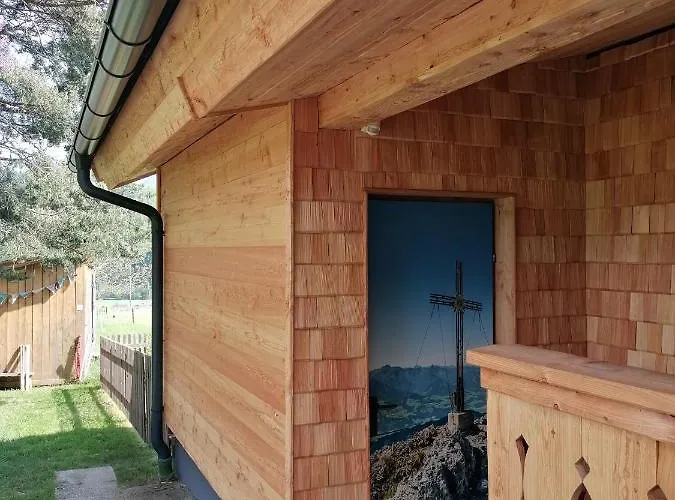 Strausshaus Holiday home Grobming