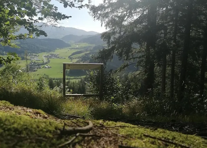 Strausshaus Tatil Evi Grobming